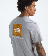 Men’s Evolution Regenerative Ink Box NSE Short-Sleeve Tee—Graphic - TNF Pale Grey Heather/Summit Gold Regenerative Ink Print