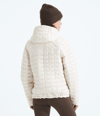Women’s THERMOBALL™ Hooded Jacket - White Dune