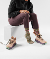 TNF X Smartwool Women's HIKE Light Cushion Hoo Who Crew Socks - Taupe Grey - Light Taupe