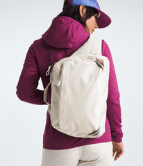 Base Camp Voyager Sling - White Dune/TNF White