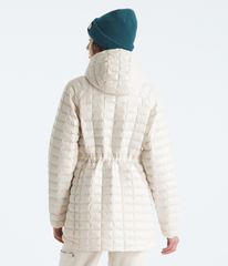Women’s THERMOBALL™ Hooded Parka - White Dune