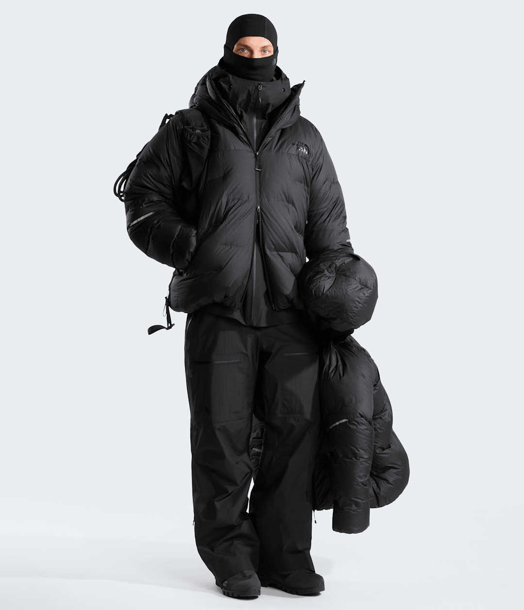 Men’s Summit Series CLOUD DOWN AMK Parka - TNF Black