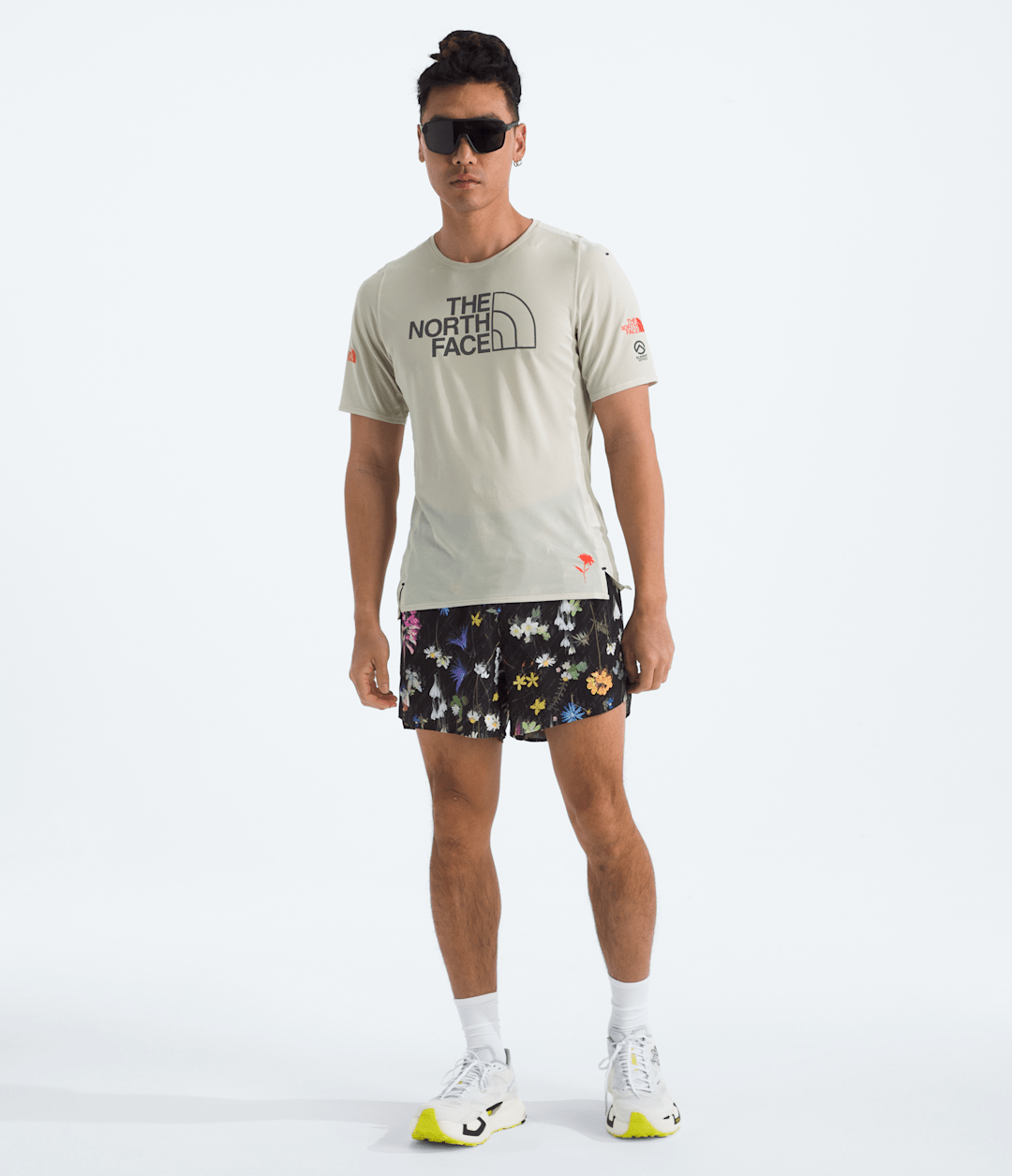 Men’s Summit Series High Trail Short-Sleeve—Graphic - Calacatta