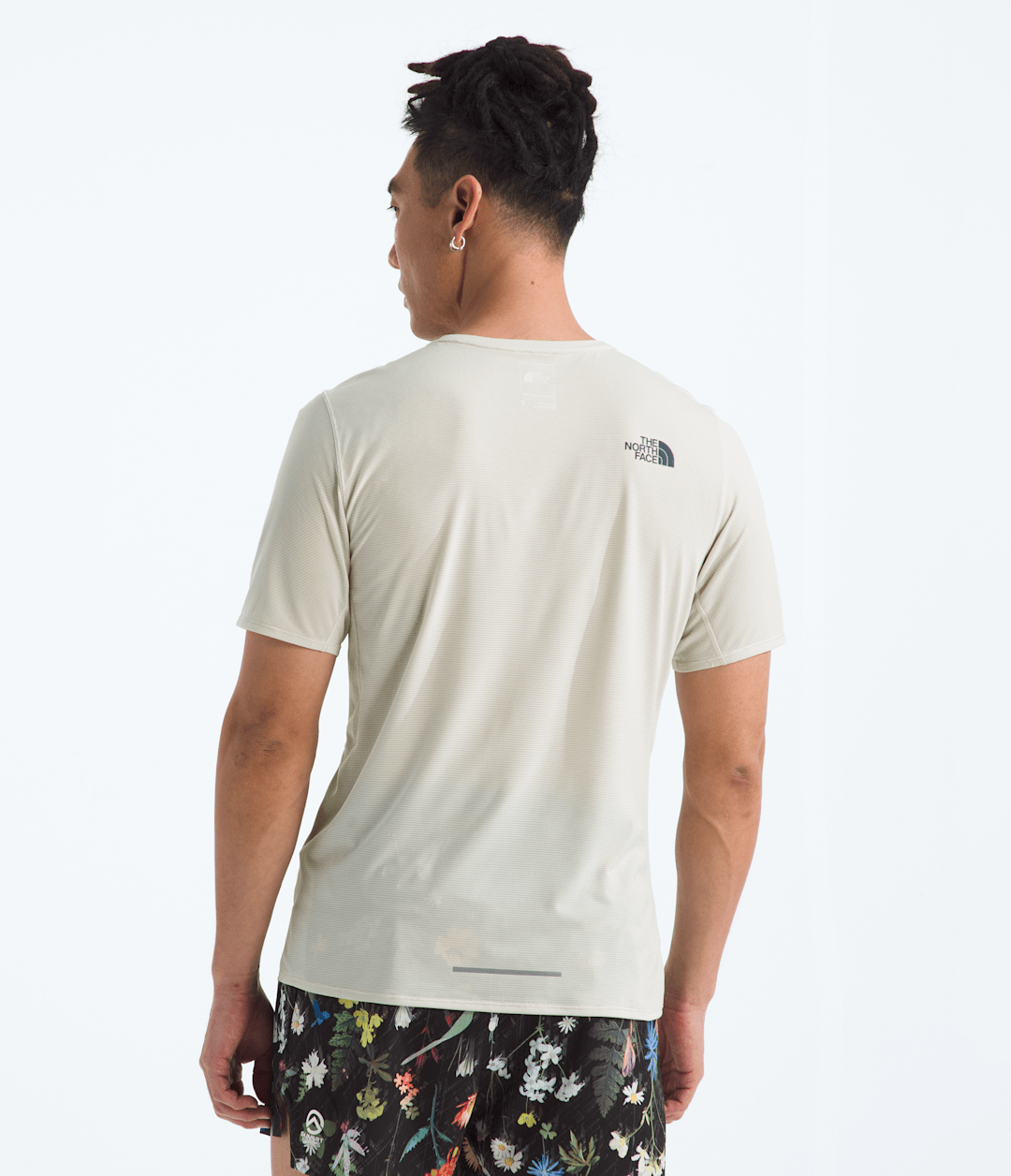 Men’s Summit Series High Trail Short-Sleeve—Graphic - Calacatta