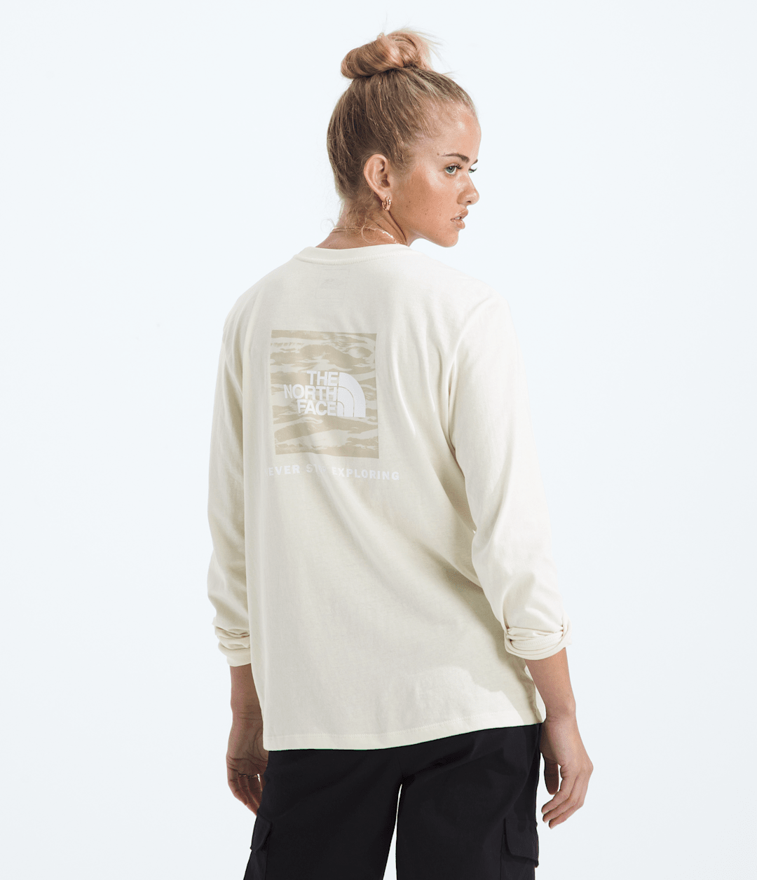 Women’s Evolution Box NSE Fill Light Long-Sleeve Tee—Graphic - White Dune