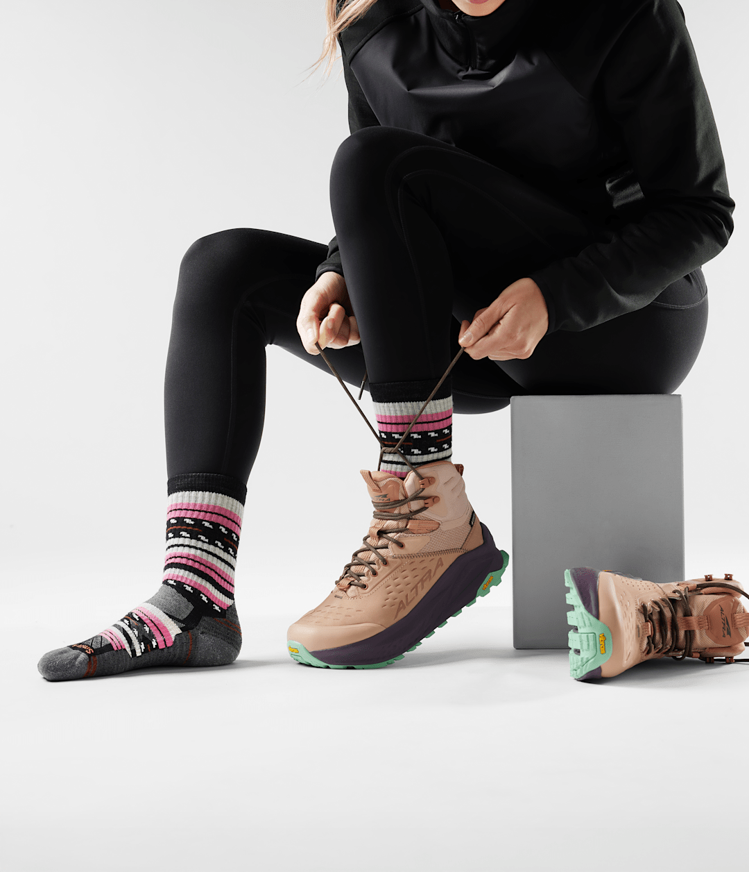 TNF X Smartwool Women's HIKE Light Cushion Margarita Crew Socks - Black