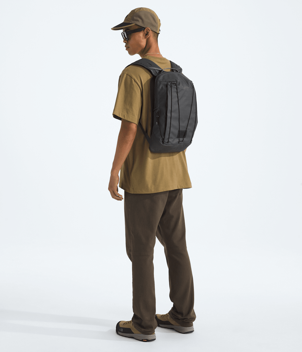 Base Camp Voyager Pro Lightweight Pack - Anthracite Grey/TNF Black
