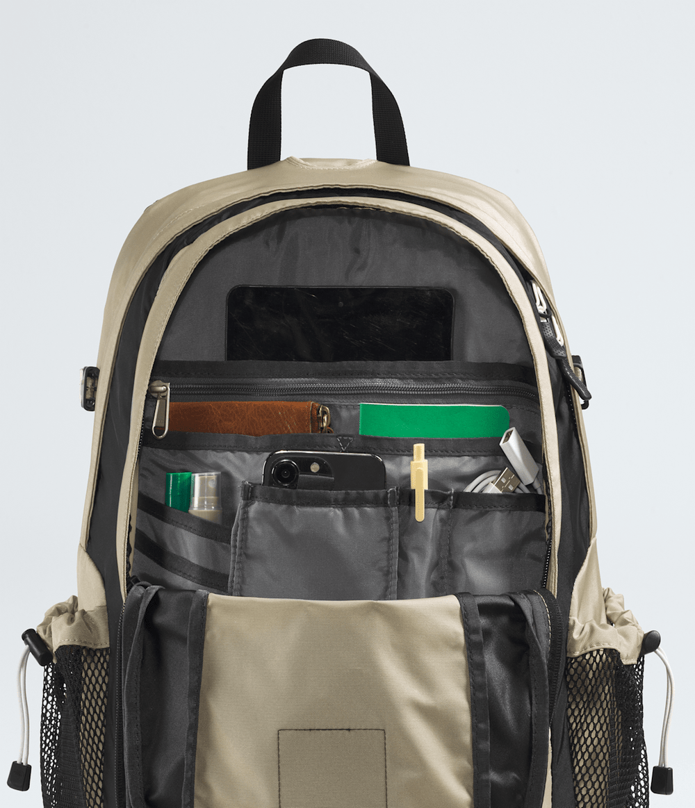 Hot Shot SE Backpack - Flax/White Dune/TNF Black