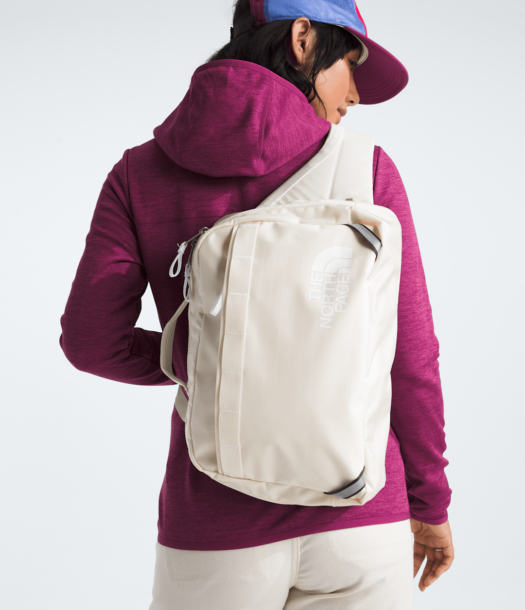 Base Camp Voyager Sling - White Dune/TNF White