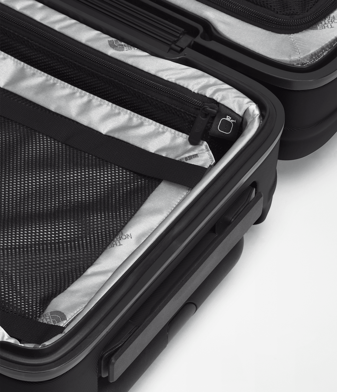 All Weather 4-Wheeler—22'' - TNF Black/TNF White