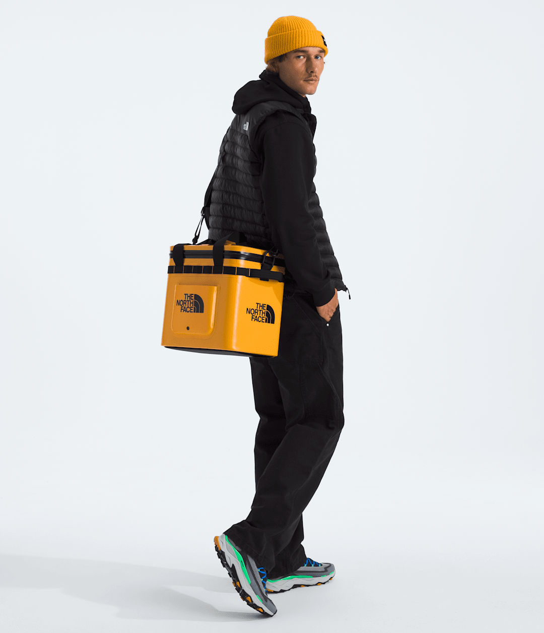 Base Camp Cooler 15 Qt - Summit Gold/TNF Black