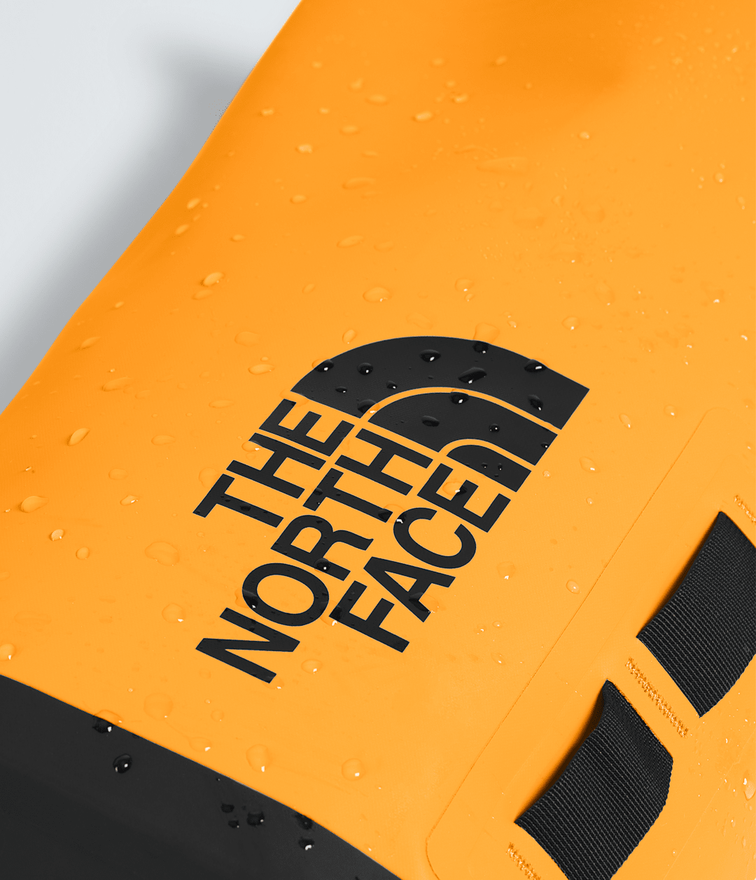 Base Camp Dry Bag 8L - Summit Gold/TNF Black