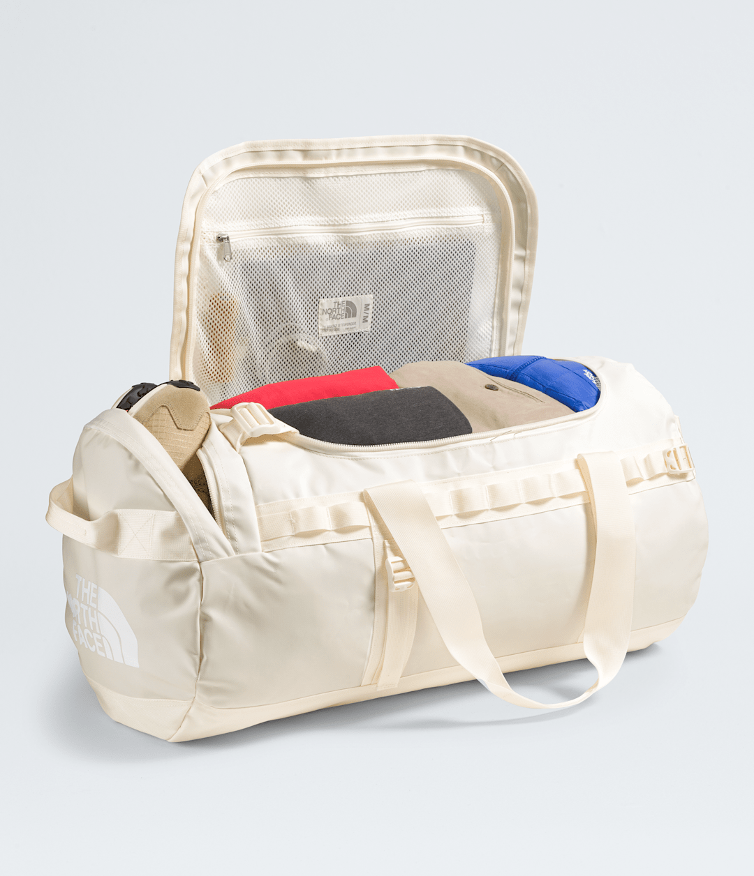 Base Camp Duffel—M - White Dune/TNF White