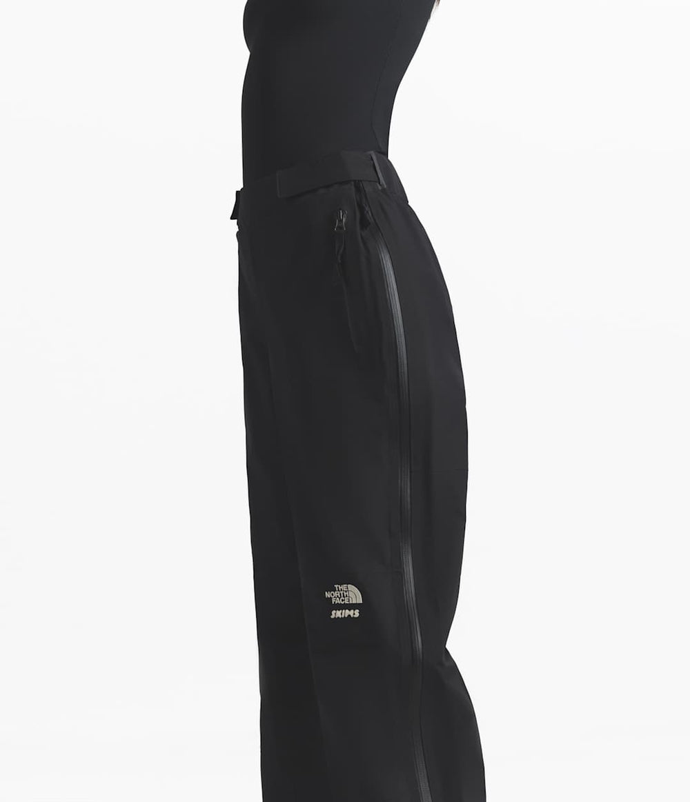 The North Face X SKIMS Women's Seam Tape Pant - Sk Onyx
