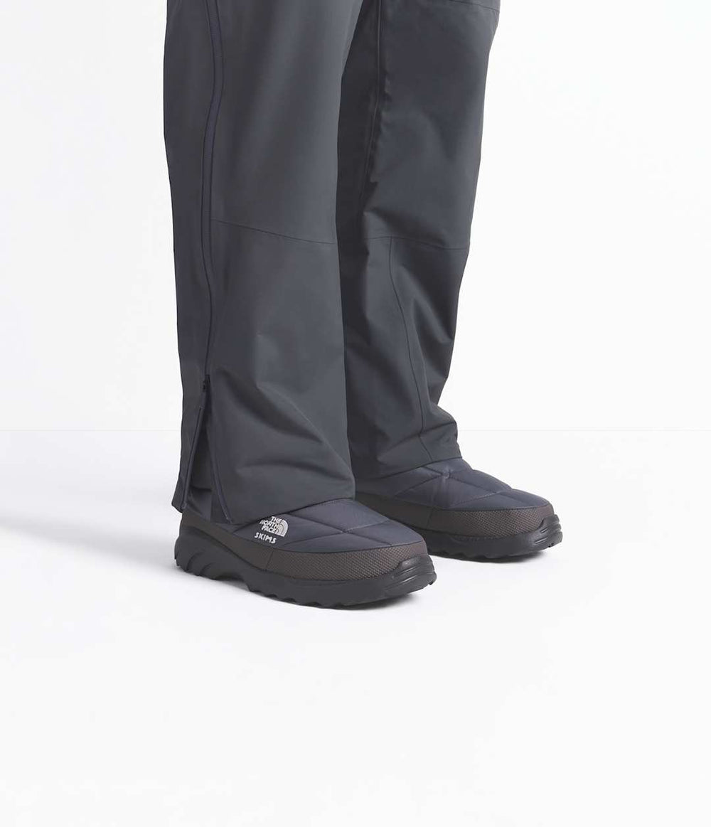 The North Face X SKIMS Nuptse Traction Chukka - Sk Gunmetal/Sk Gunmetal