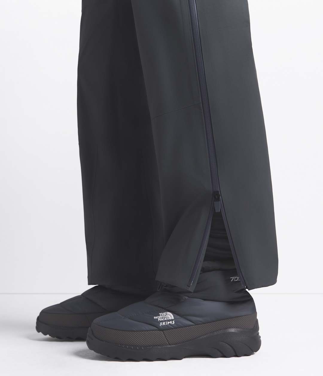 The North Face X SKIMS Women's Seam Tape Pant - Sk Gunmetal