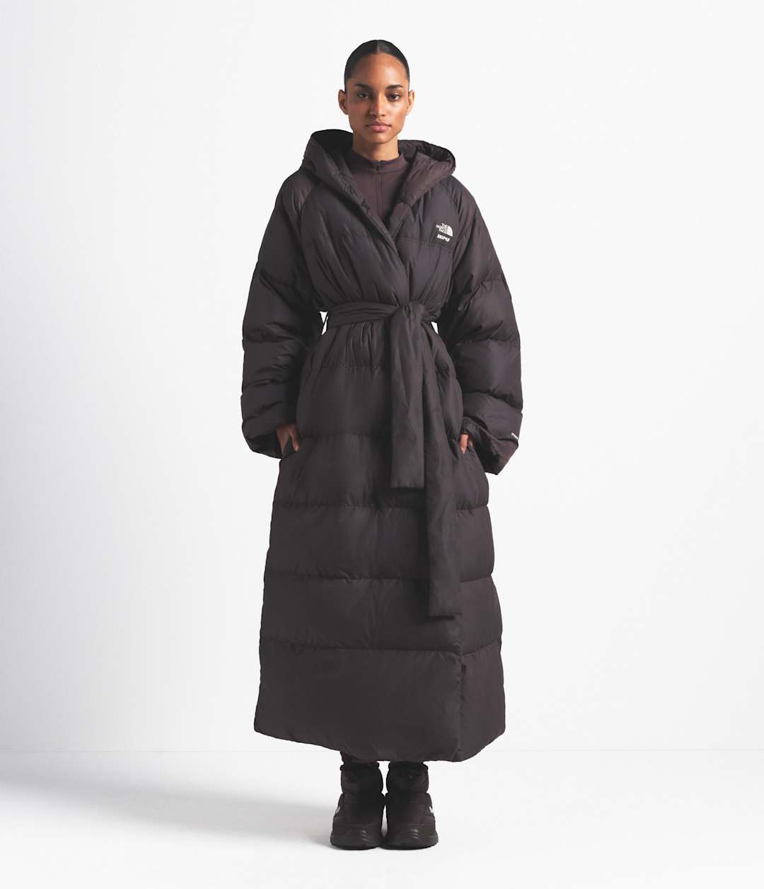 The North Face X SKIMS Women's Nuptse Wrap Parka - Sk Phoenix