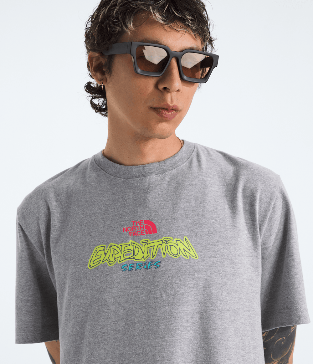 Men’s TNF™ Essential Expedition Series Short-Sleeve Tee—Graphic - TNF Pale Grey Heather