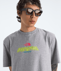 Men’s TNF™ Essential Expedition Series Short-Sleeve Tee—Graphic - TNF Pale Grey Heather