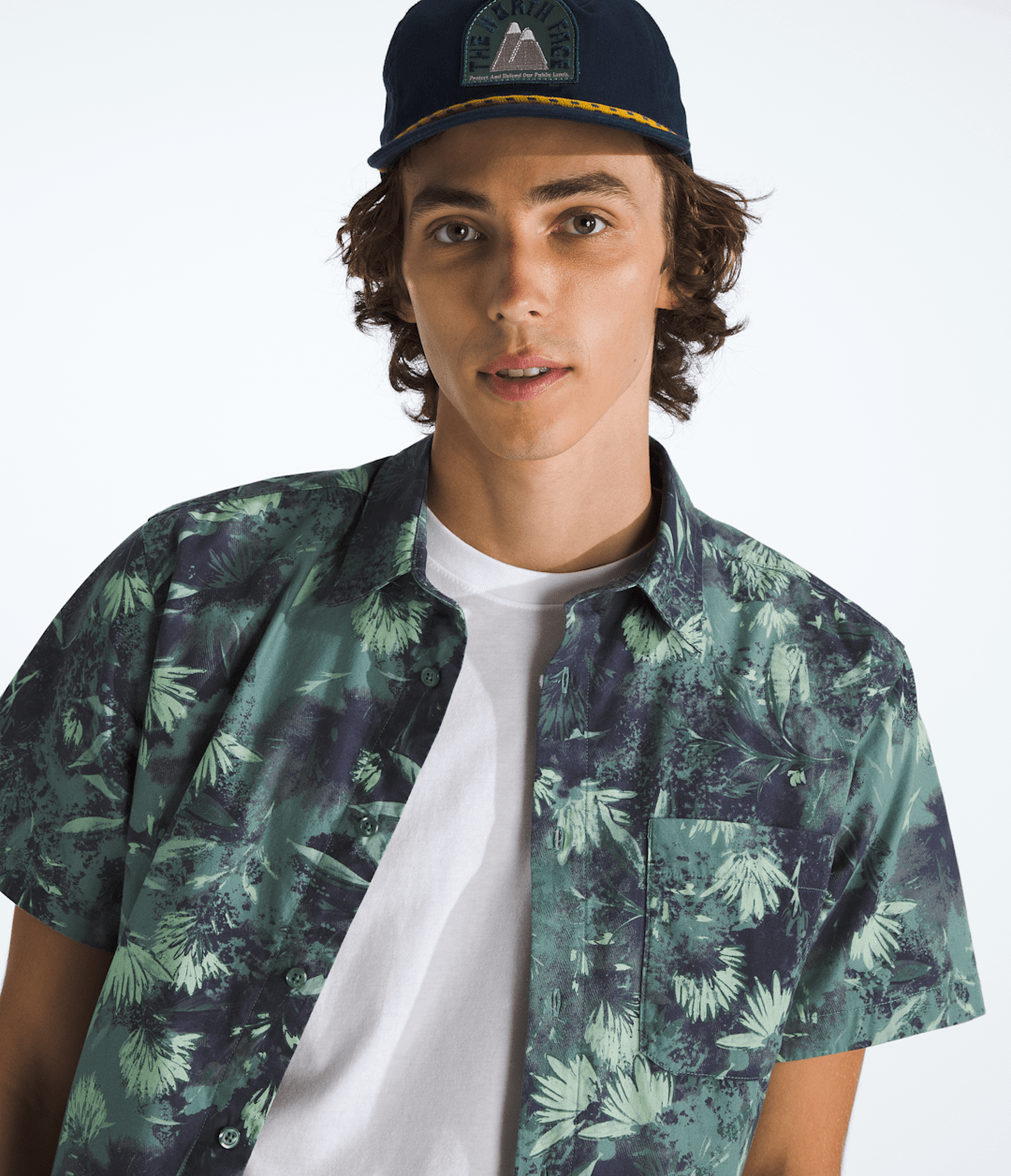 Men’s Short-Sleeve Baytrail Pattern Shirt - Duck Green Prairie Flowers Print
