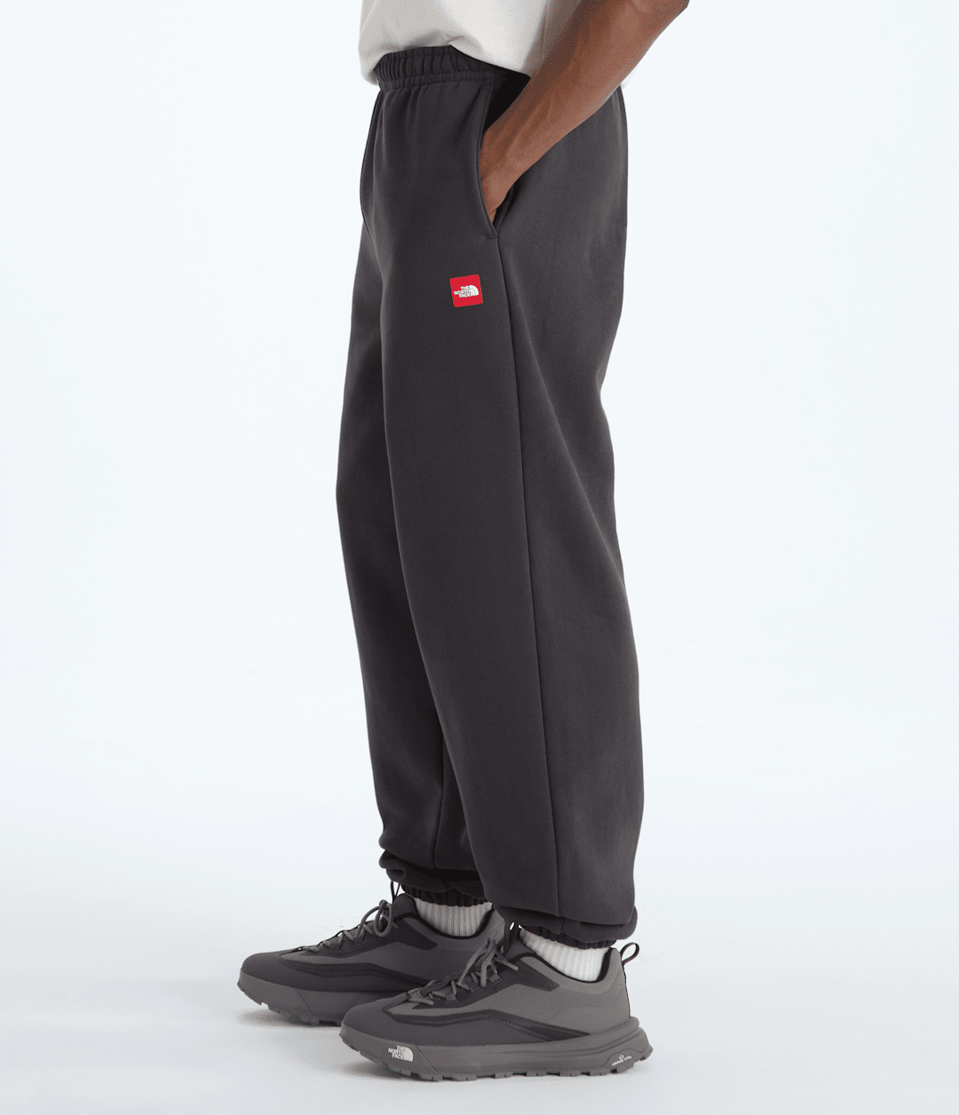 Men’s TNF™ Red Box Sweatpants - Obsidian