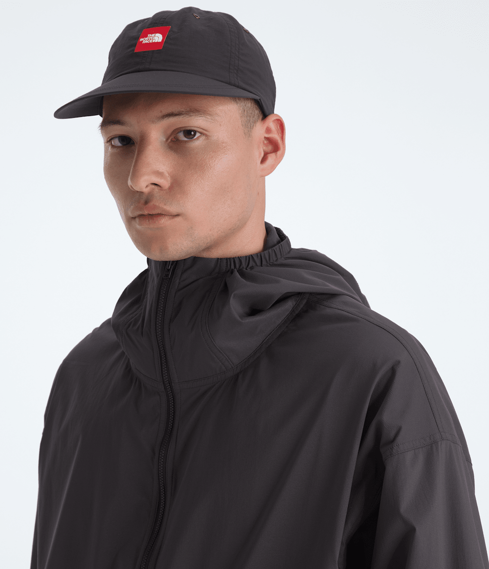 Men’s TNF™ Red Box Packable Hooded Wind Jacket - Obsidian