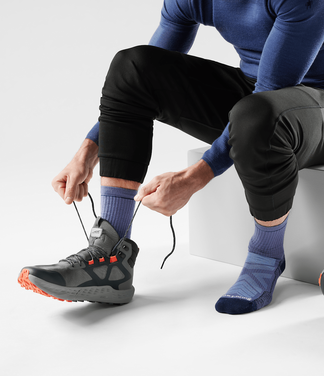 TNF X Smartwool HIKE Light Cushion Crew Socks - NIGHTFALL BLUE