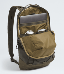 Base Camp Voyager Pro Lightweight Pack - New Taupe Green/TNF Black