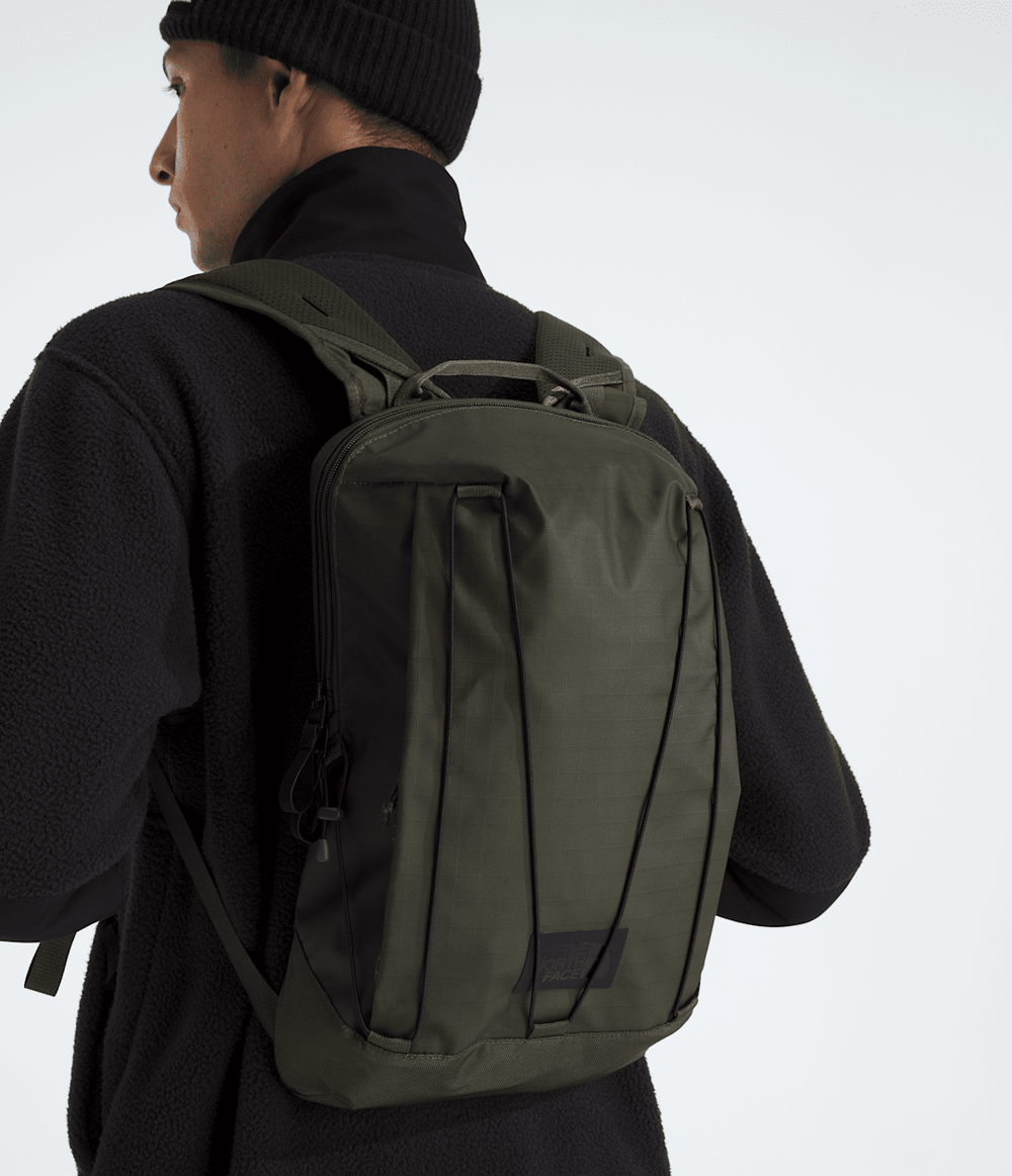 Base Camp Voyager Pro Lightweight Pack - New Taupe Green/TNF Black